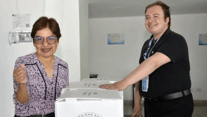 LILIA CEDILLO PODRÍA SER RECTORA NUEVAMENTE