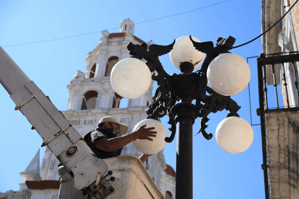 3 mil luminarias nuevas en Puebla
